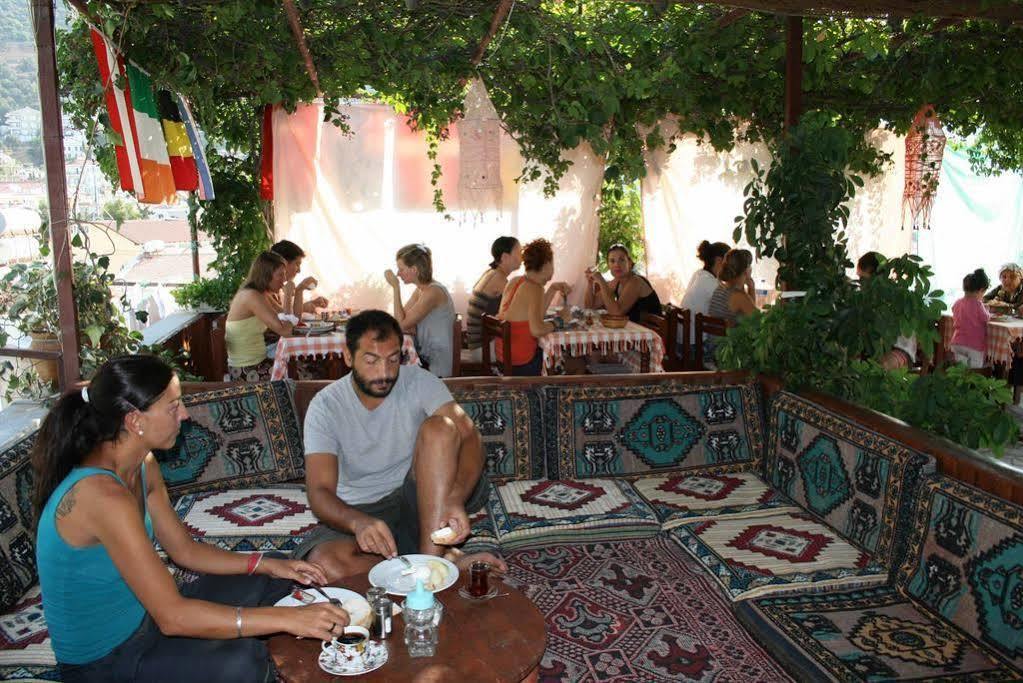 فندق Ani Pension كاس المظهر الخارجي الصورة